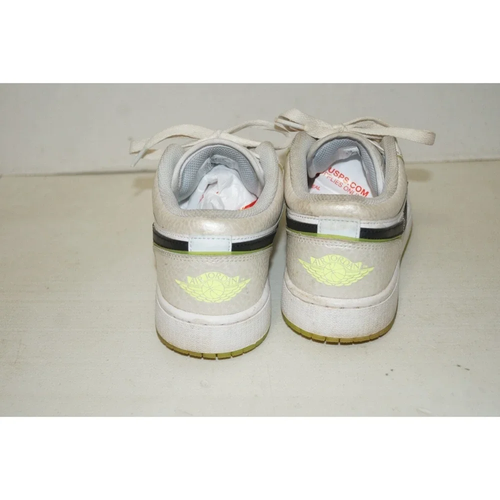 Nike Air Jordan 1 Low SE DV1324-117 Size 6.5Y